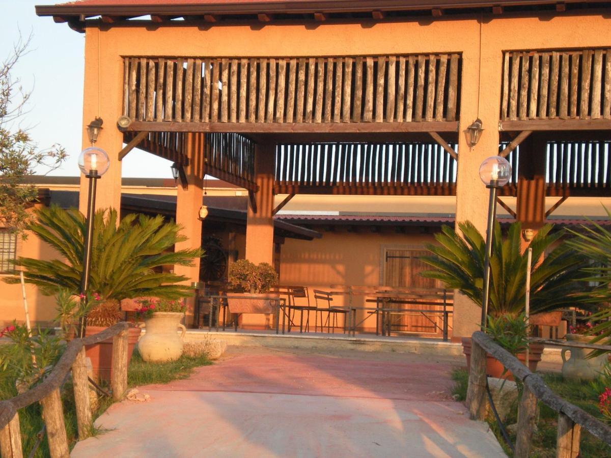 Agriturismo Il Borghetto Villa Foce del Sele Esterno foto